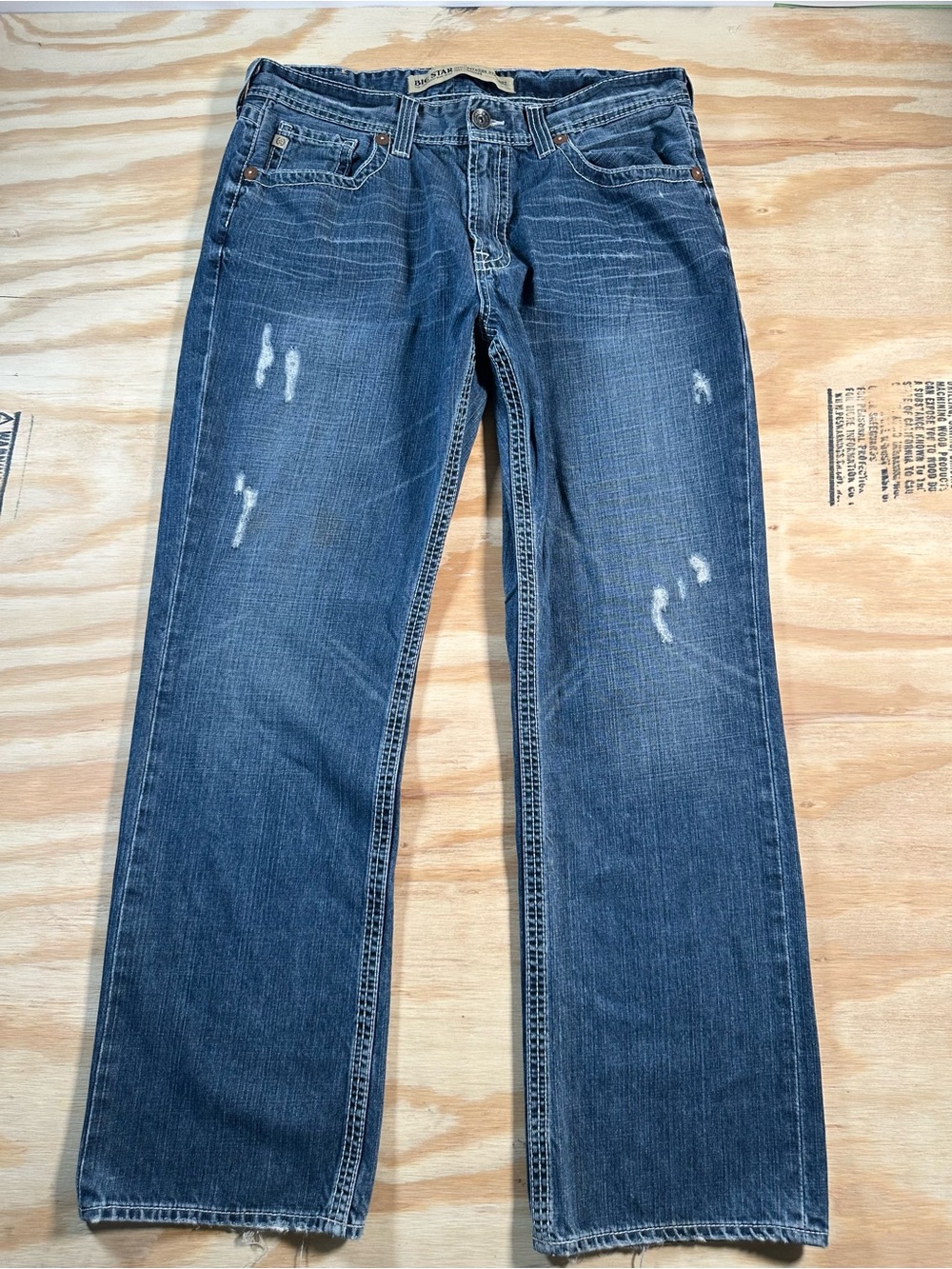Big Star Men's Straight Jeans in Faded Blue with Light Distressing